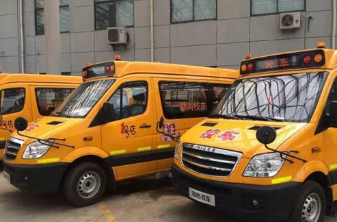 海格校車牽手Uber+1號店