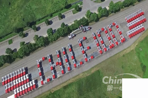 馬基路斯向智利交付100輛水罐消防車