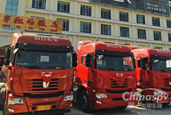 聯(lián)合卡車南寧簽約40輛攪拌車訂單