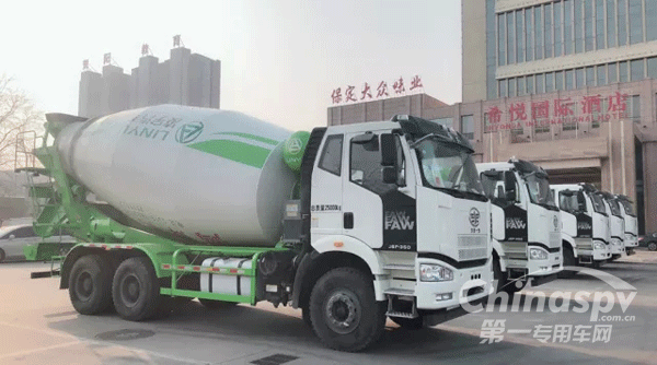 35臺(tái)凌宇攪拌車助力雄安新區(qū)建設(shè)