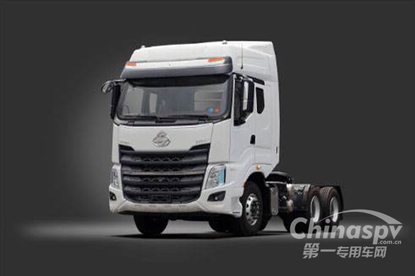 濰柴550馬力 看乘龍H7如何“強勁+貼心”