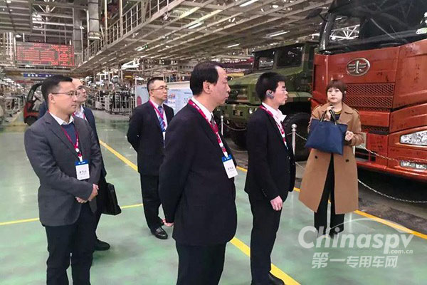 福建龍馬和一汽解放深化國六環(huán)衛(wèi)車戰(zhàn)略合作