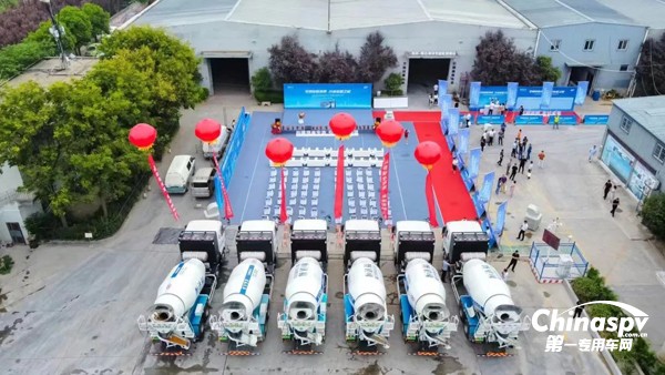 45臺華菱換電攪拌車交付西安用戶