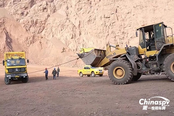 北奔重卡助力內(nèi)蒙古消防、阿拉善電業(yè)局馳援救援一線