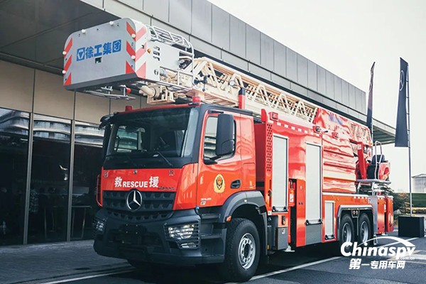 梅賽德斯-奔馳卡車與徐工消防攜手引領(lǐng)未來