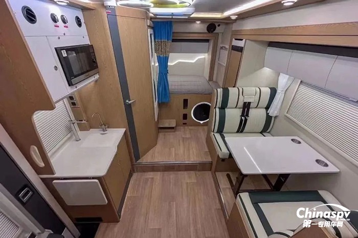 王牌飛躍，出色本色 搭載進口依維柯底盤戴德E途Pro Max震撼亮相