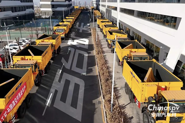 讀懂徐工礦卡 一起感受復(fù)購超300臺的底氣