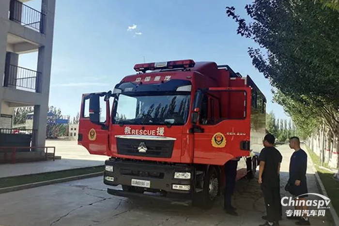 森源鴻馬被服洗滌車正式“入伍”河北