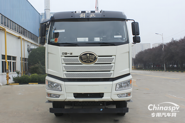 凌宇汽車(chē)混動(dòng)攪拌車(chē)，重塑運(yùn)輸新紀(jì)元