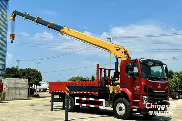 乘龍M3隨車吊榮膺專用車市場創(chuàng)富大獎