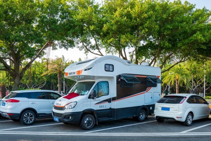 第392批次公告旅居房車(chē)統(tǒng)計(jì)分析：公示企業(yè)達(dá)30家，新能源混合動(dòng)力旅居車(chē)數(shù)量攀升