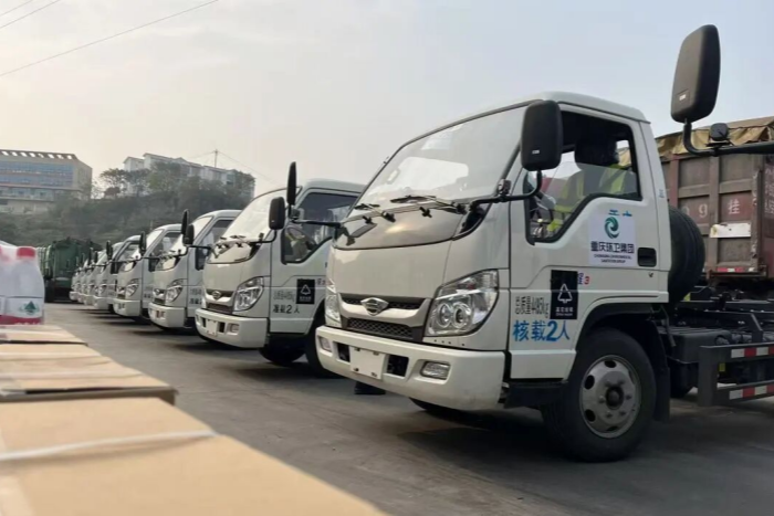 福田普羅科41臺(tái)車(chē)廂可卸式垃圾車(chē)批量交付重慶 助力山城環(huán)衛(wèi)升級(jí)