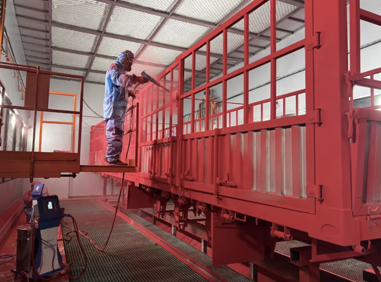 首達引進KTL靜電噴粉線，給掛車打造一身專屬“鎧甲”！