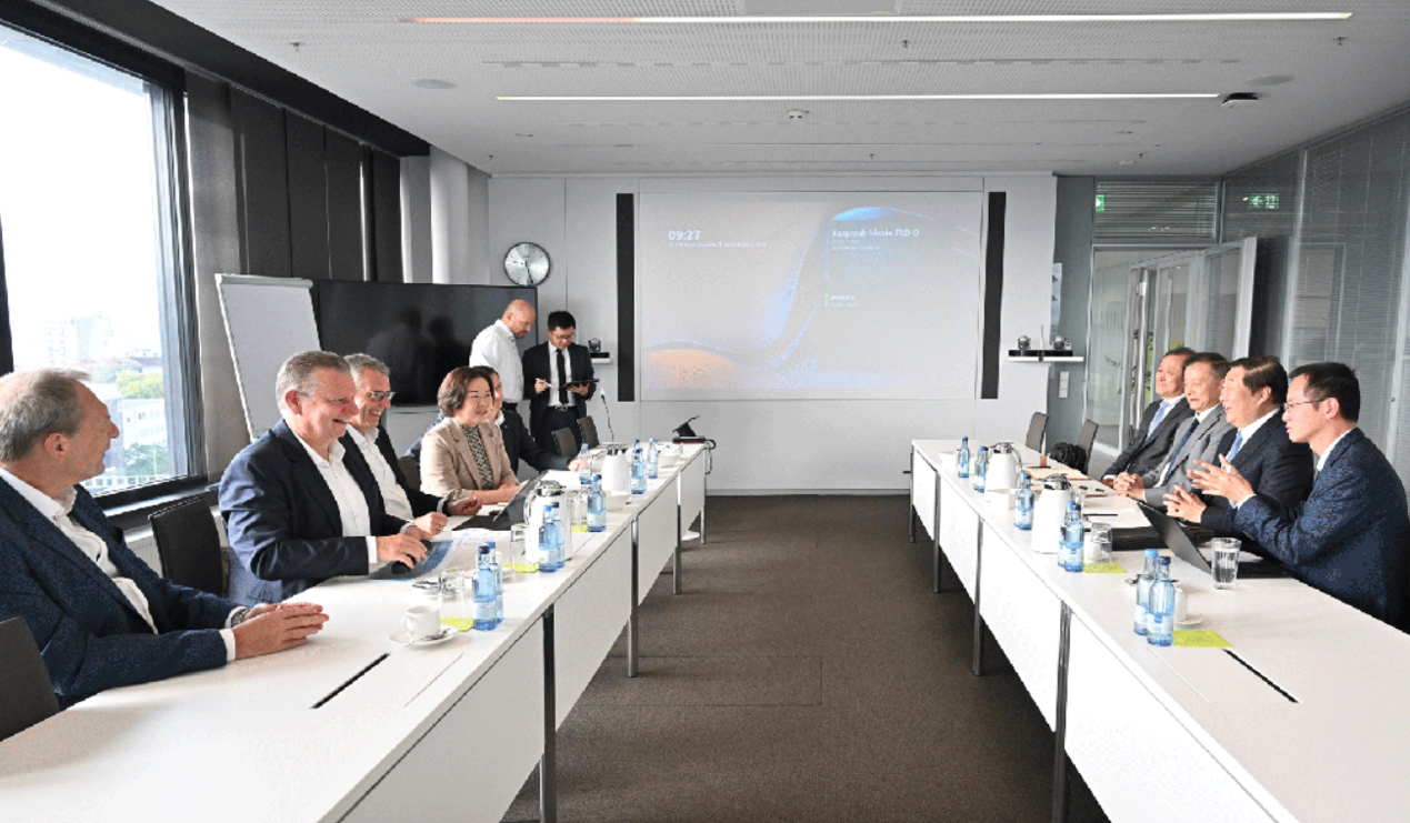 譚旭光：采埃孚與山東重工攜手打造新科技產(chǎn)品，迎接新能源時代的到來