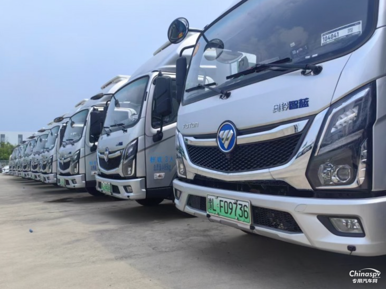 30輛奧鈴智藍(lán)HL冷藏車交付雙匯，高質(zhì)量守護(hù)學(xué)生盤中餐