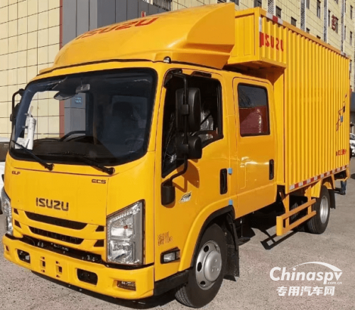 可載6人 翼放工程車以硬核實(shí)力助力電力搶修任務(wù)高效完成