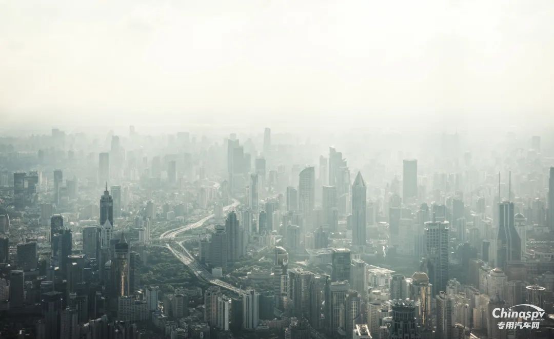 “抑”塵不染，迎寒而上！宇通環(huán)衛(wèi)全“新”守護(hù)“冬日藍(lán)”