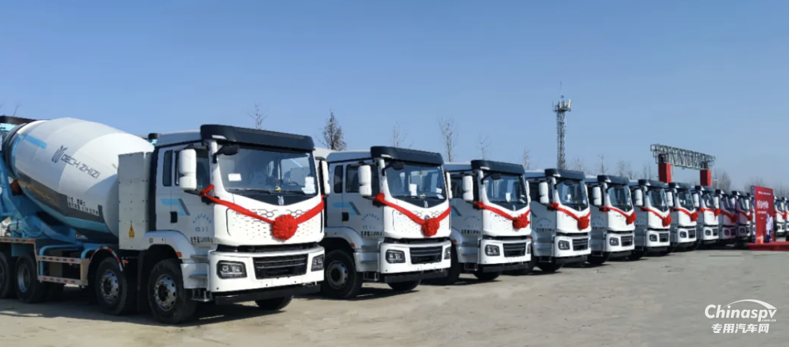 奮戰(zhàn)開門紅 質(zhì)子汽車純電動攪拌車批量交付河北