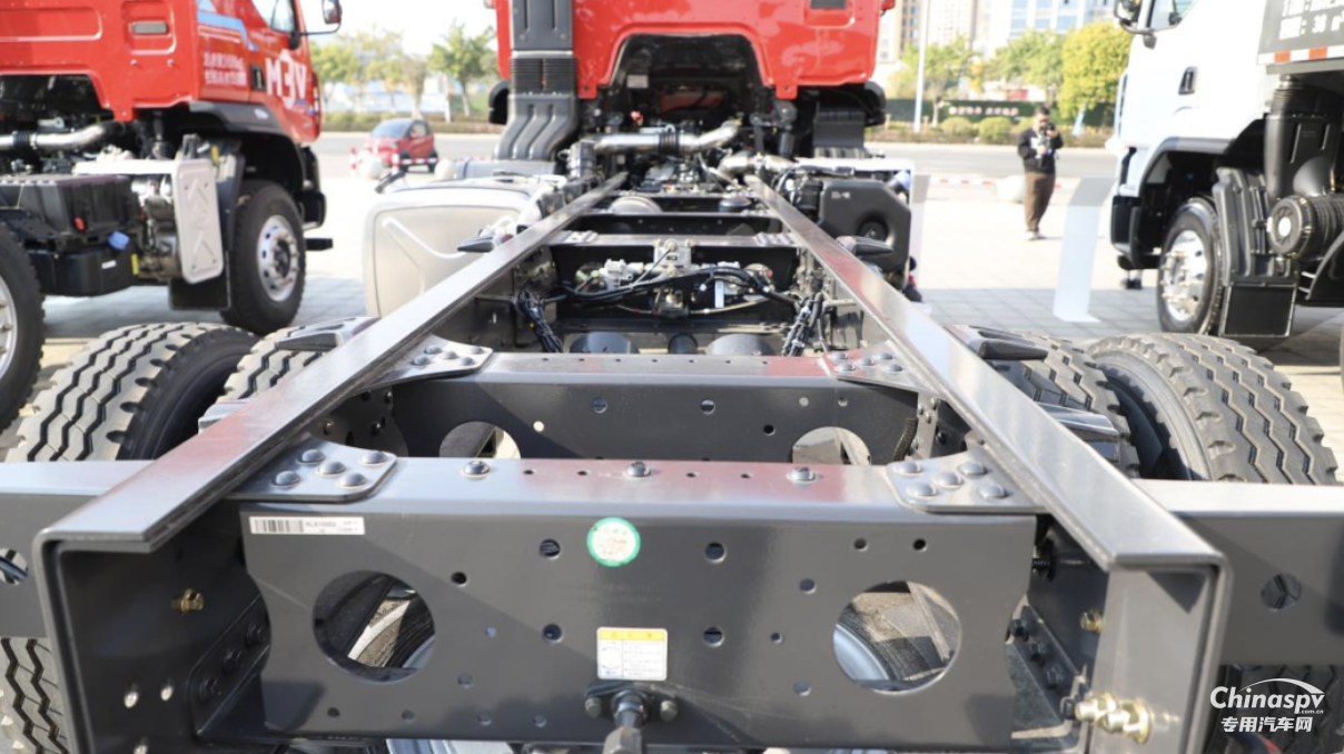 乘龍H5 4×2極限自卸車的踏實感從何而來？