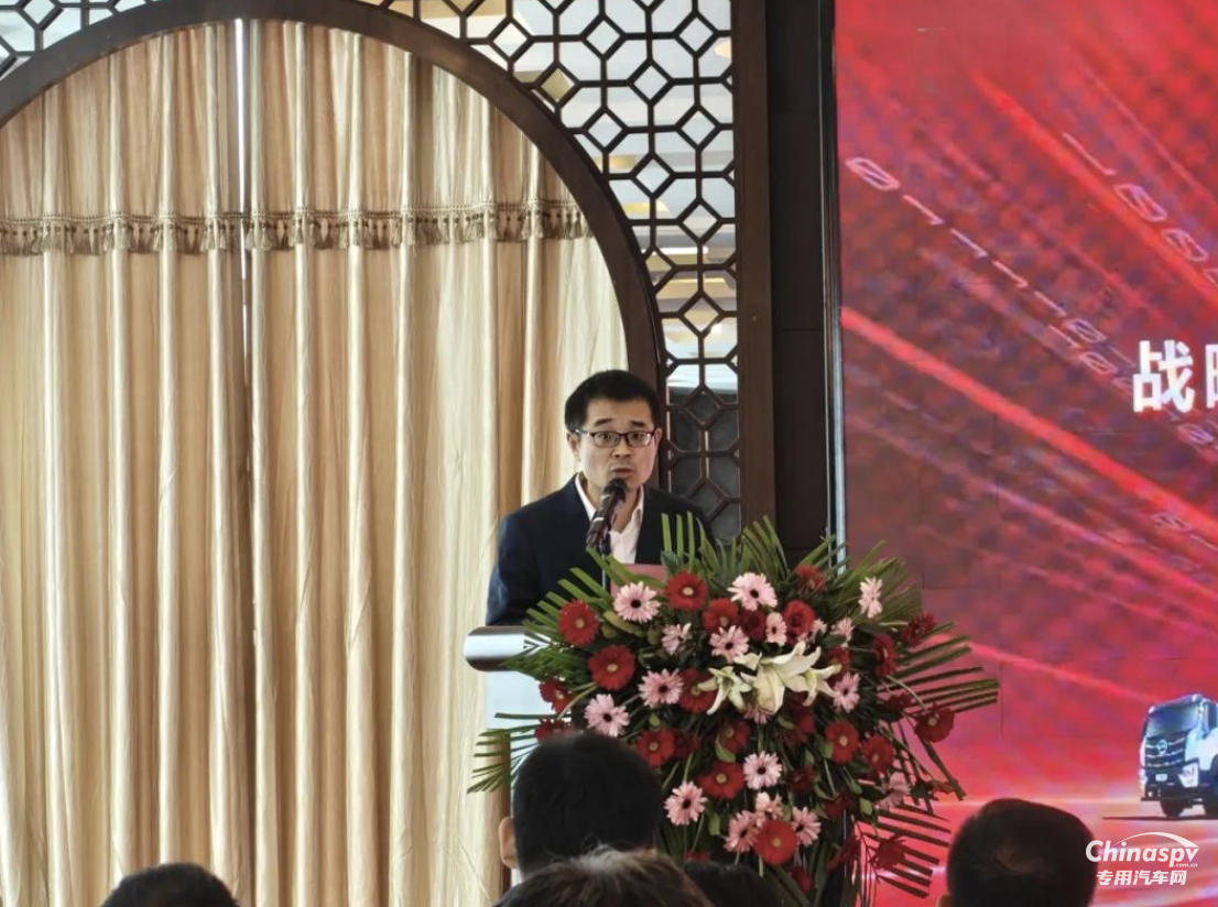 首批30臺危運車交付濱州大客戶，北京重卡助力齊魯危化運輸高質(zhì)量升級