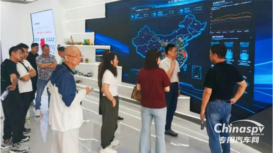 百城聯動 百場盛會 東風康明斯發(fā)財機持續(xù)引爆市場熱潮