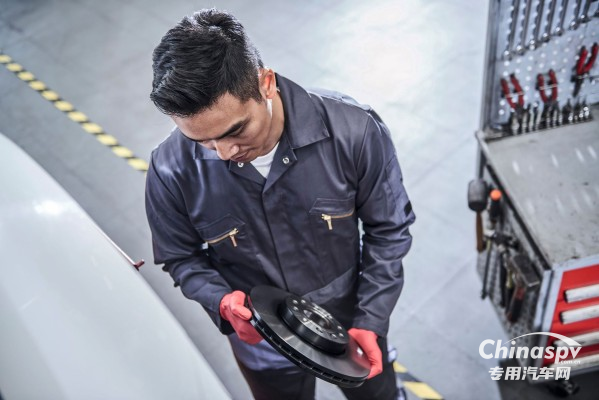 采埃孚：以創(chuàng)新驅(qū)動多領(lǐng)域技術(shù)變革