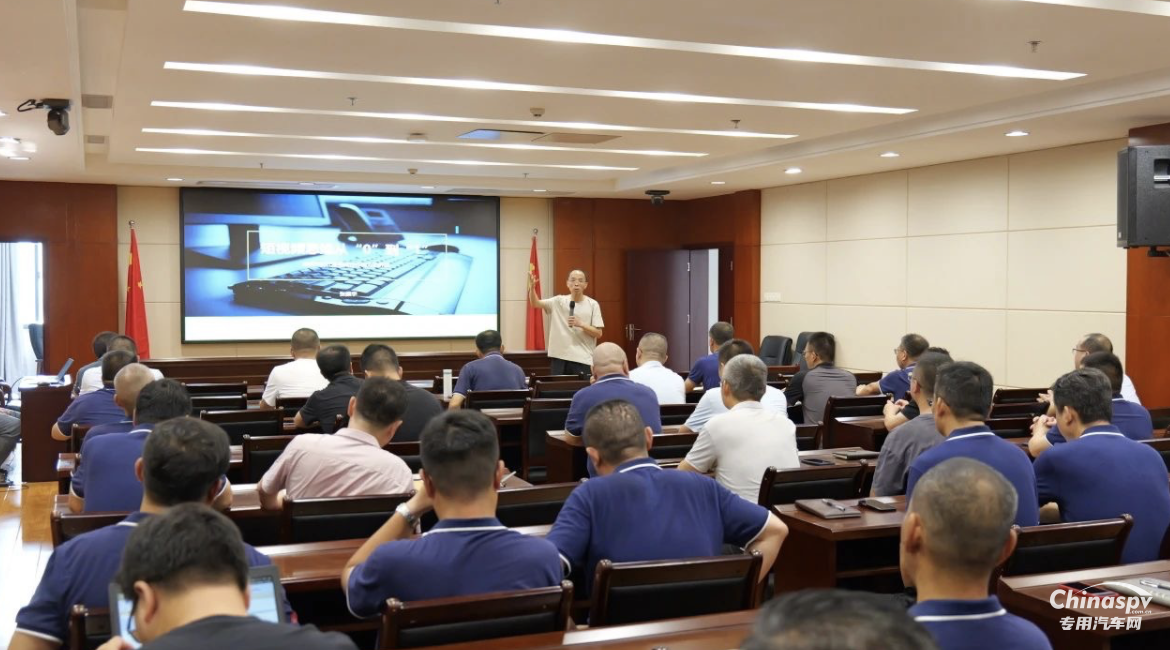 龍擎：賦能品牌向上！這場新媒體“充電”培訓(xùn)干貨滿滿