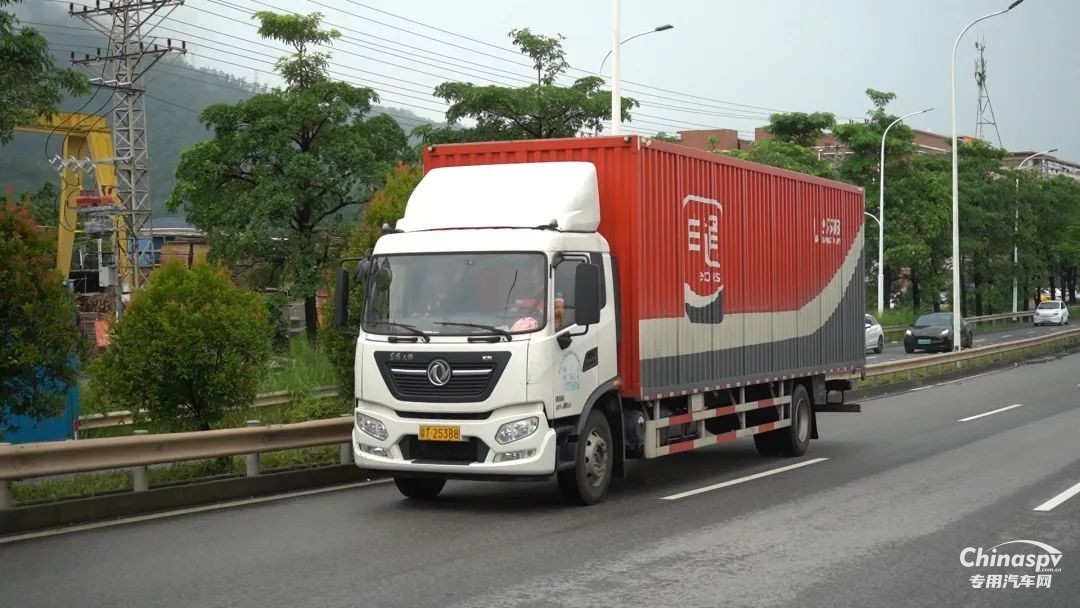 與時(shí)間賽跑！廣東肖師傅的高效之選：“有勁、省油、開(kāi)不壞！”