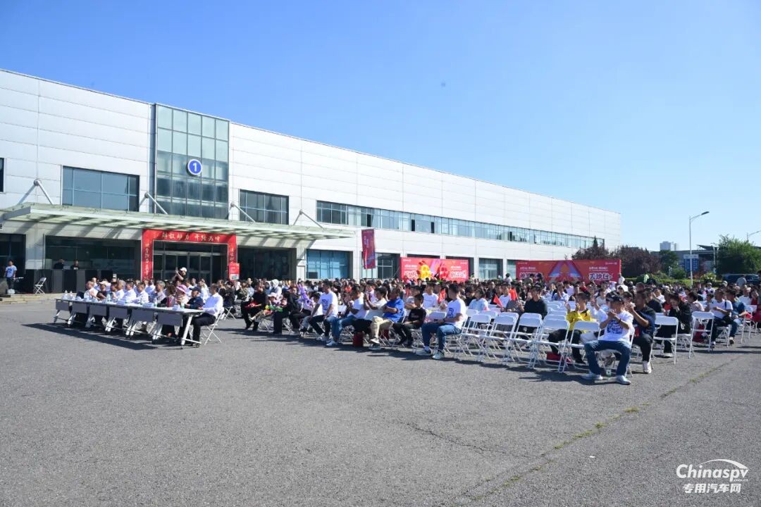 聚愛(ài)，向上！ 解放動(dòng)力大柴工廠(chǎng)第四屆員工家庭日活動(dòng)暖心綻放