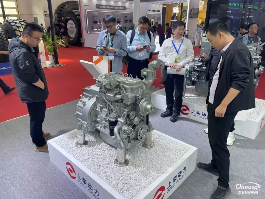 卓越動力創(chuàng)造更大價值，上柴動力為工程機械行業(yè)帶來更酷動力