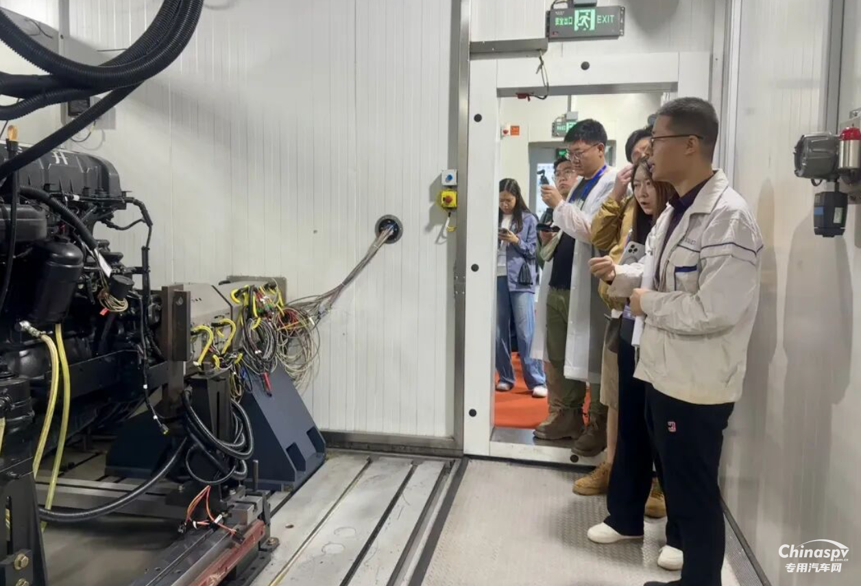 10多家媒體探訪一汽解放無錫研發(fā)基地，體驗(yàn)發(fā)動機(jī)“極限試煉”