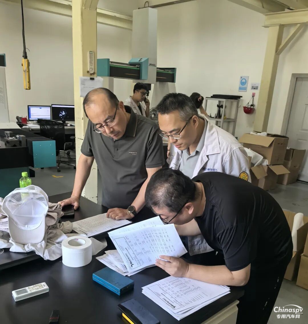 解放動力總成事業(yè)部多戰(zhàn)線協(xié)同攻堅戰(zhàn)高產(chǎn)