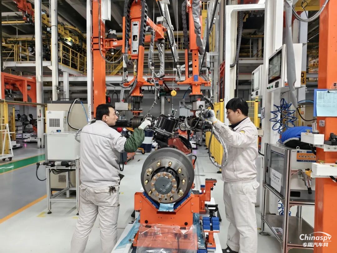 解放動(dòng)力總成事業(yè)部起步即沖刺，迎戰(zhàn)2026！