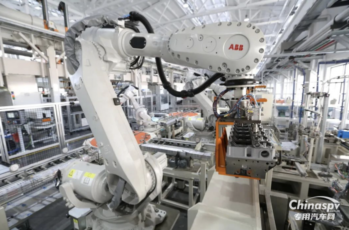 玉柴全國人大代表李海樺為內(nèi)燃機(jī)產(chǎn)業(yè)高質(zhì)量發(fā)展建言獻(xiàn)策