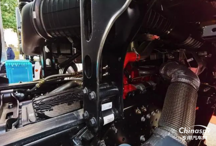 為冷鏈助力，為春運(yùn)“保鮮” 580大馬力北京追夢(mèng)冷鏈車了解一下