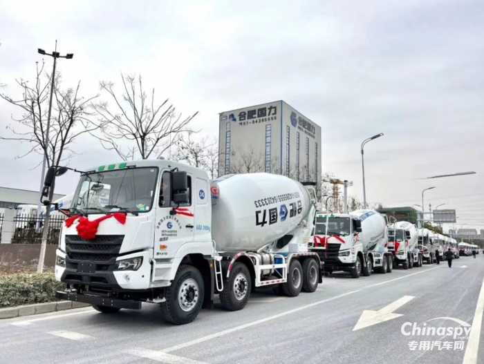 硬核來襲 星馬輕騎兵攪拌車，高效創(chuàng)富的利器