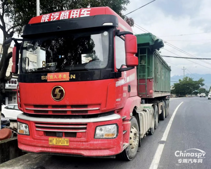 西安康明斯M10發(fā)動(dòng)機(jī)輕松勝任砂石料運(yùn)輸，劉師傅為TA點(diǎn)贊！